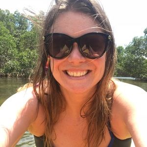 Meet your Posher, Deborah